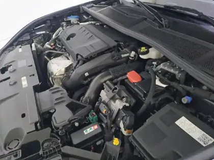 Photo 34 Peugeot 308  SW PHEV 180 e-EAT8