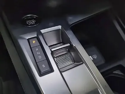 Photo 33 Peugeot 308  SW PHEV 180 e-EAT8