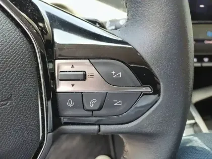 Photo 19 Peugeot 308  SW PHEV 180 e-EAT8