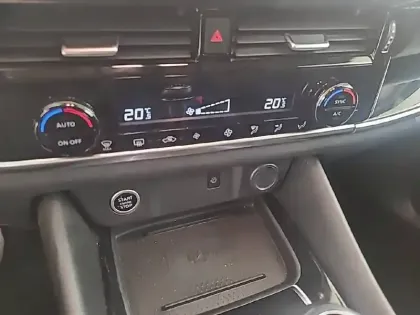 Photo 41 Nissan Qashqai  Mild Hybrid 140 ch
