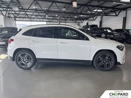 Photo 30 Mercedes GLA  200 d 8G-DCT