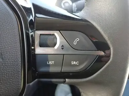 Photo 17 Peugeot 208  Electrique 50 kWh 136ch