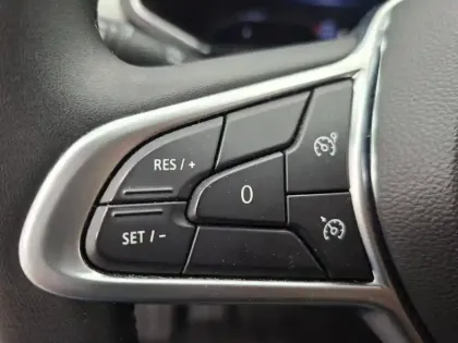 Photo 43 Renault Captur  E-Tech Plug-in 160