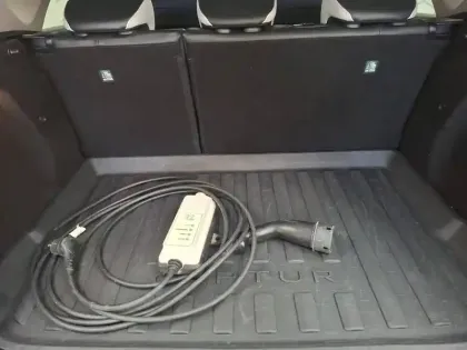 Photo 22 Renault Captur  E-Tech Plug-in 160