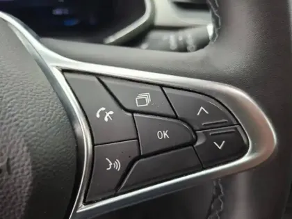 Photo 44 Renault Captur  E-Tech Plug-in 160