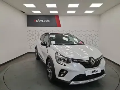 Photo 12 Renault Captur  E-Tech Plug-in 160