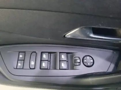 Photo 54 Peugeot 308  PHEV 180 e-EAT8