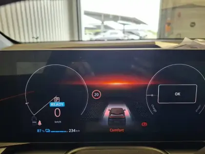 Photo 27 Renault Megane  E-Tech EV60 220 ch optimum charge