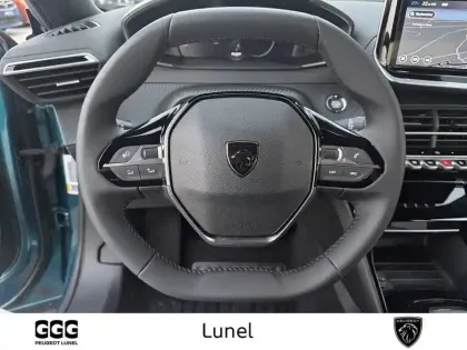 Photo 12 Peugeot 2008  Hybrid 145 e-DCS6