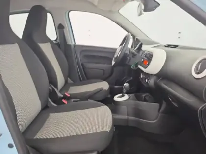 Photo 246 Renault Twingo  III E-Tech