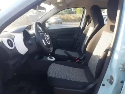 Photo 8 Renault Twingo  III E-Tech