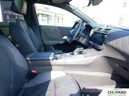 Photo 12 DS DS 7 DS7 Crossback Hybride E-Tense 300 EAT8 4x4