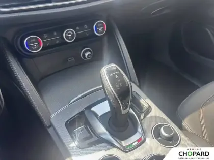 Photo 13 Alfa Romeo Stelvio  2.2 160 ch AT8