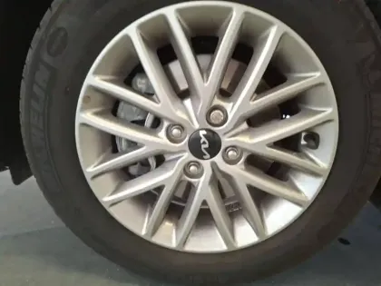 Photo 33 Kia Rio  1.0 T-GDi 100 ch BVM6