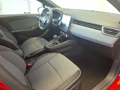 Photo 10 Renault Clio  E-Tech full hybrid 145