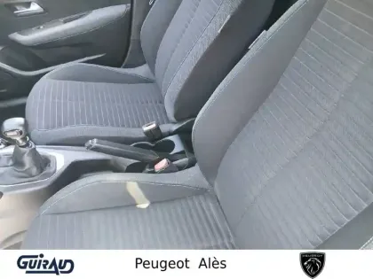 Photo 12 Peugeot 208  PureTech 100 S&S BVM6