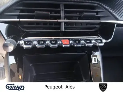 Photo 13 Peugeot 208  PureTech 100 S&S BVM6