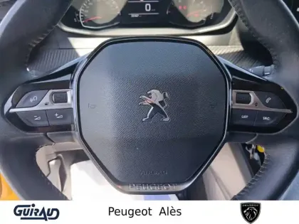 Photo 11 Peugeot 208  PureTech 100 S&S BVM6