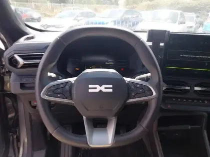 Photo 10 Dacia Duster  Hybrid 140