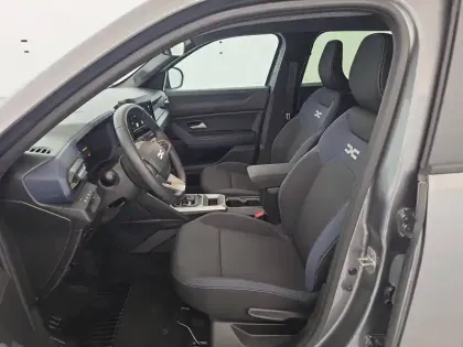 Photo 45 Dacia Duster  Hybrid 140