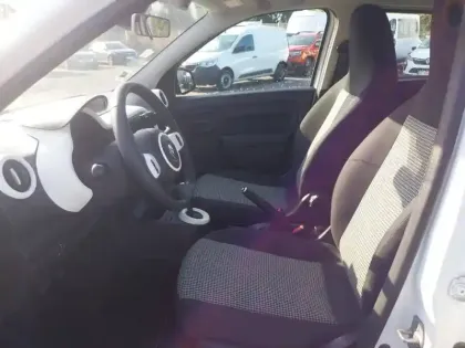 Photo 8 Renault Twingo  III Achat Intégral - 21