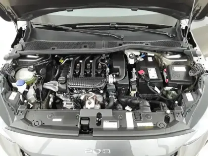 Photo 9 Peugeot 208  PureTech 75 S&S BVM5