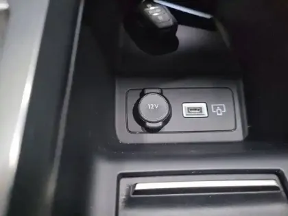 Photo 43 Peugeot 308  PHEV 180 e-EAT8