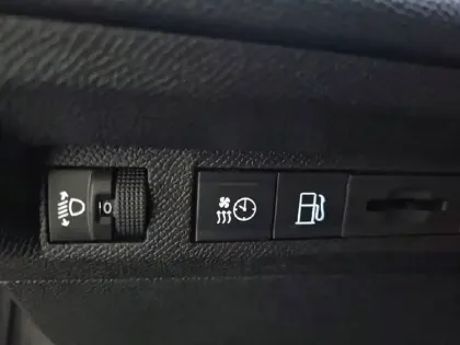 Photo 47 Peugeot 308  PHEV 180 e-EAT8
