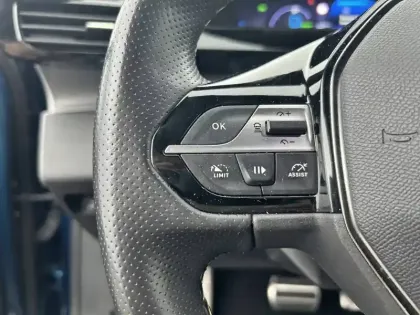 Photo 55 Peugeot 408  PHEV 225 e-EAT8