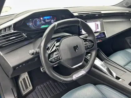 Photo 45 Peugeot 408  PHEV 225 e-EAT8