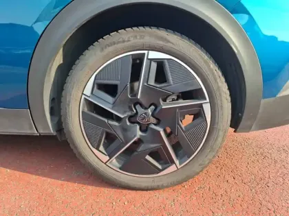Photo 12 Peugeot 408  PHEV 225 e-EAT8