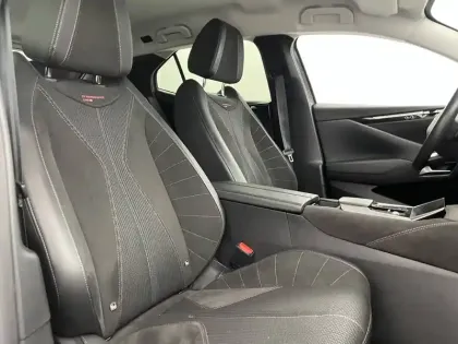 Photo 31 DS DS 4  Hybride E-Tense 225 EAT8