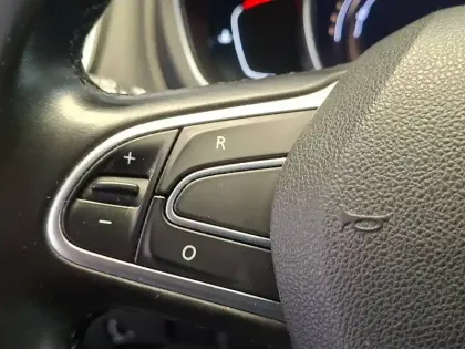 Photo 28 Renault Scenic Grand  Blue dCi 120 EDC