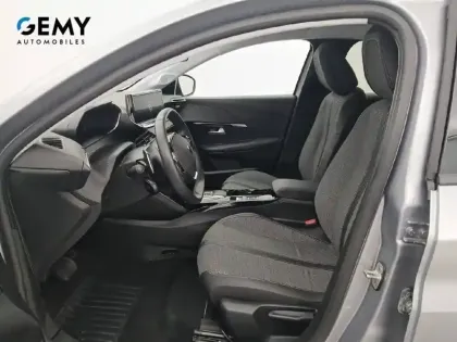 Photo 8 Peugeot 208  Hybrid 110 ch e-DCS6