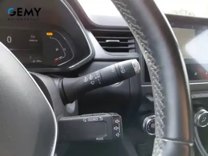 Photo 18 Renault Captur  TCe 100