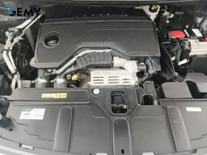 Photo 11 Peugeot 3008  Hybrid 136 e-DCS6