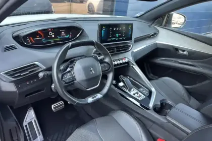Photo 15 Peugeot 3008  Hybrid 225 e-EAT8
