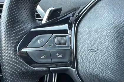 Photo 25 Peugeot 3008  Hybrid 225 e-EAT8