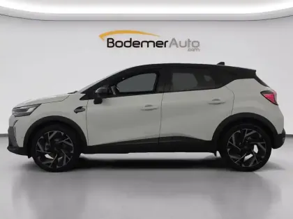 Photo 16 Renault Captur  E-Tech full hybrid 145 ch