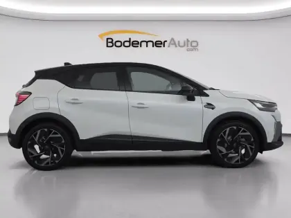 Photo 20 Renault Captur  E-Tech full hybrid 145 ch