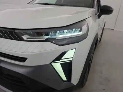 Photo 24 Renault Captur  E-Tech full hybrid 145 ch