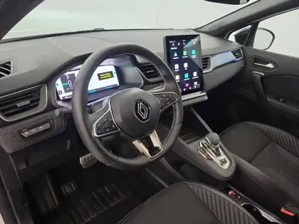 Photo 32 Renault Captur  E-Tech full hybrid 145 ch