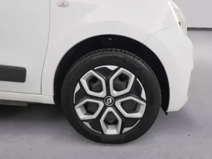 Photo 27 Renault Twingo  III E-Tech