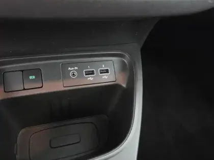 Photo 125 Renault Twingo  III E-Tech