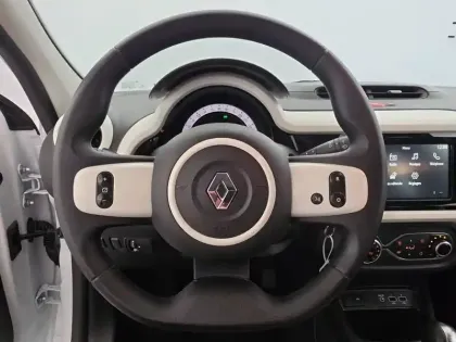 Photo 178 Renault Twingo  III E-Tech