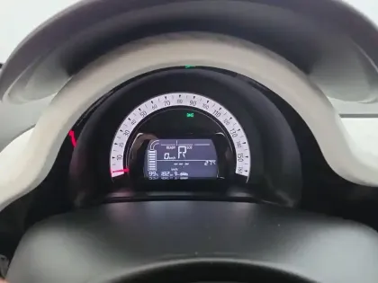 Photo 34 Renault Twingo  III E-Tech