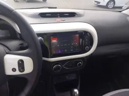 Photo 13 Renault Twingo  III E-Tech