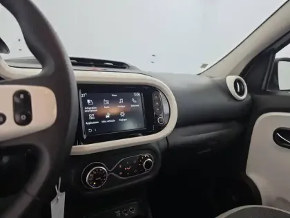 Photo 326 Renault Twingo  III E-Tech