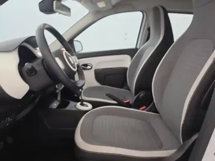 Photo 116 Renault Twingo  III E-Tech