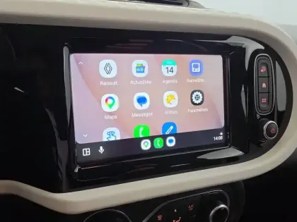 Photo 37 Renault Twingo  III E-Tech